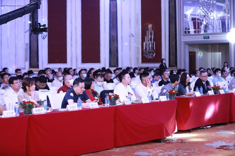 從出口第一，走向中國(guó)第一：潔玉亮相歐賽斯超級(jí)品牌日大會(huì)
