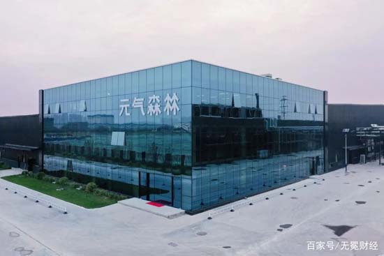 全方面透視元氣森林為首的氣泡水行業(yè):行業(yè)概況┃市場競爭┃產(chǎn)品創(chuàng)新┃風險預期